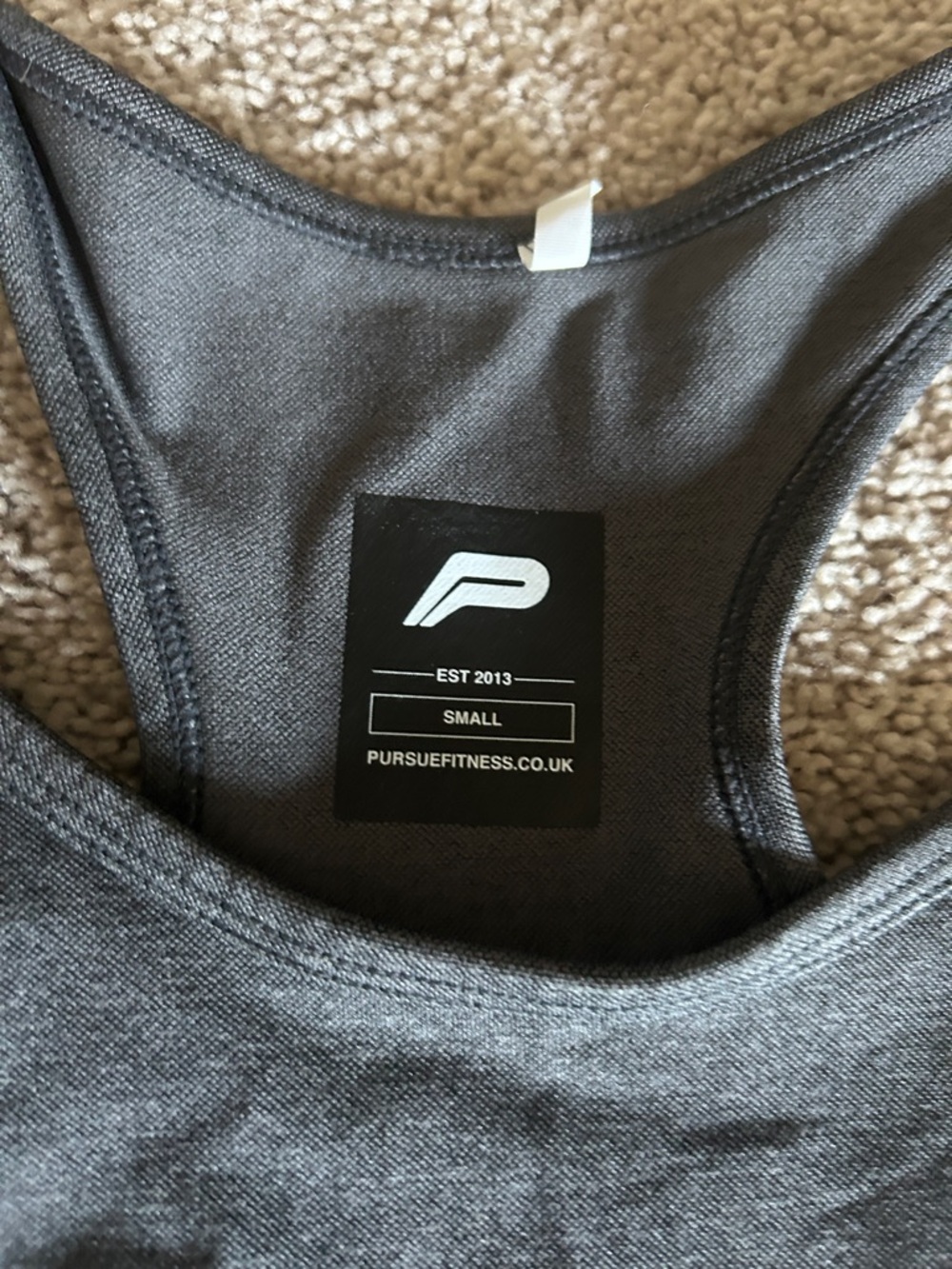 Compression workout tank grey - Picture 2 of 3